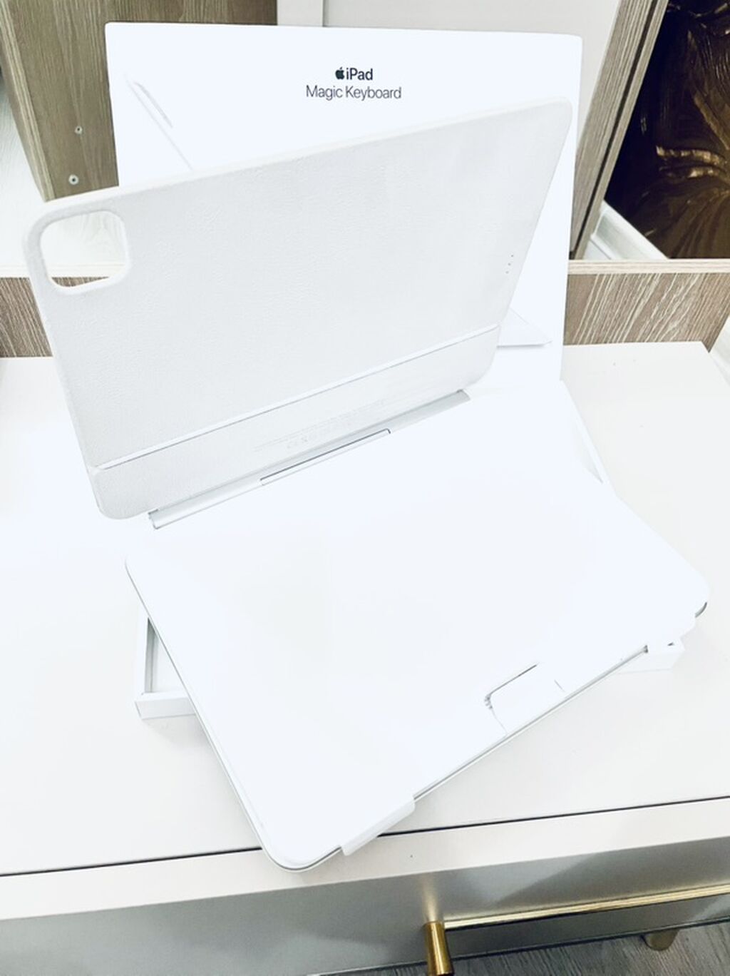 Apple iPad 11m 4 m5Magic Keyboard – ağ rəng original Apple məhsuludur — Klaviaturalar və siçanlar, Bakı (3)