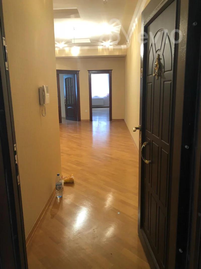 3 otaqlı mənzil, 150 m², ilahiyyat mescidi — kirayə — Mənzil, Bakı (6)