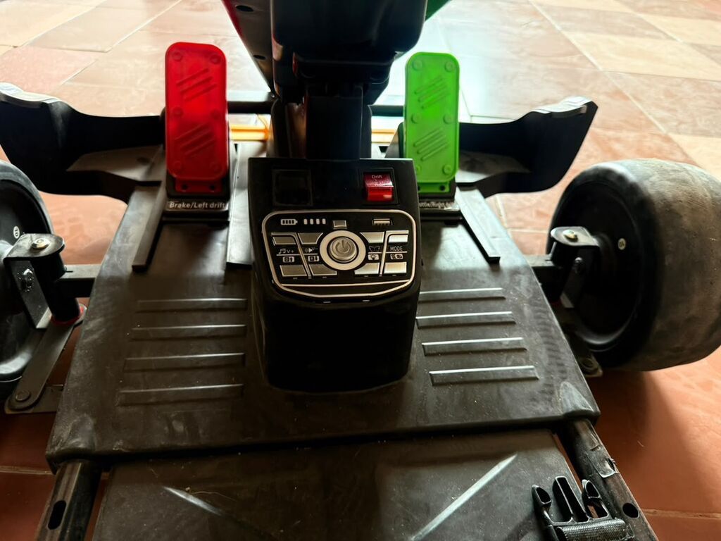 Uşaq elektrik go-kartı – “F1 Sport Speed 2030” dizaynı - Real yarış — Uşaq avtomobilləri, Bakı (10)