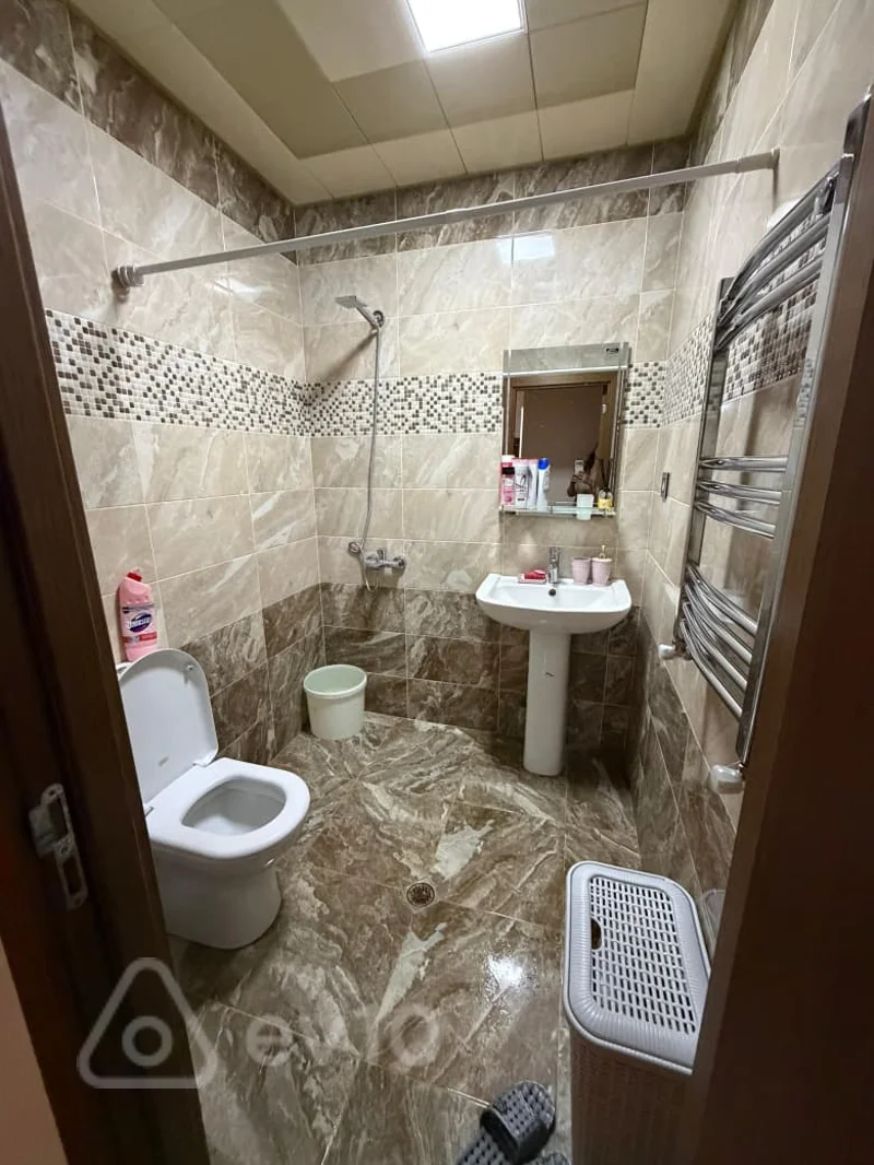 3 otaqlı mənzil, 120 m², Dənizkənarı küçəsi. — kirayə — Mənzil, Bakı (8)