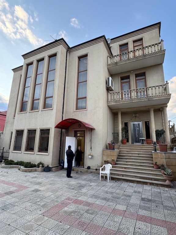 Satılır 8 otaqlı həyət evi/bağ evi 600 m² — Ev, villa, Bakı (7)