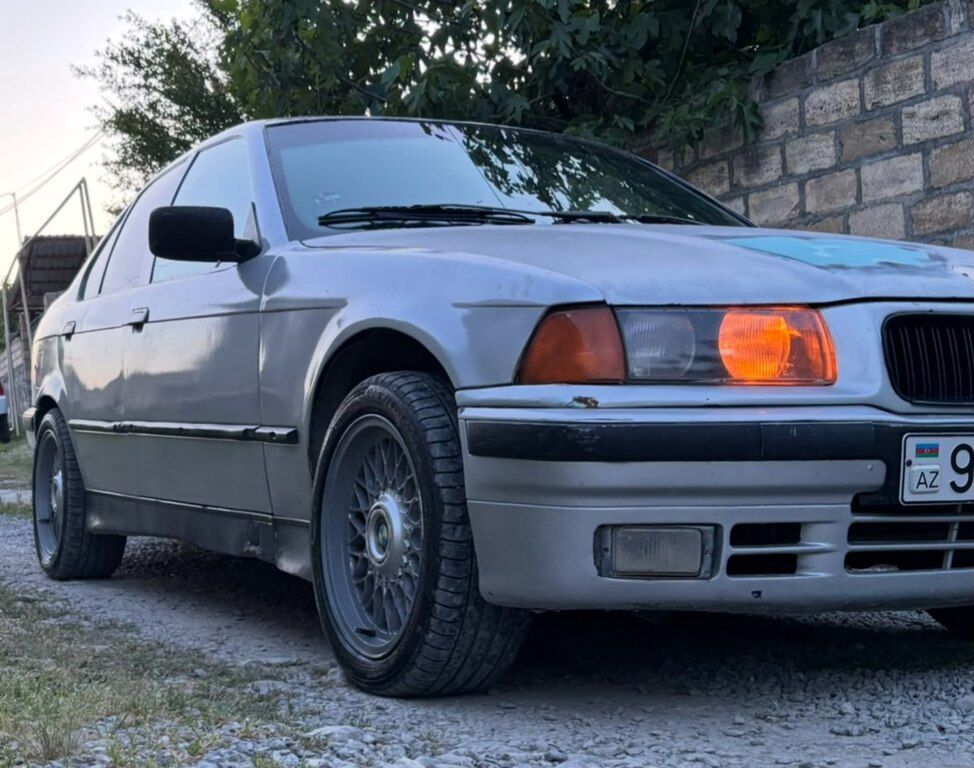 BMW 318, 1.8 L, 1992 il, 159 087 km 99-OP-568 — Avtomobillər, Şəki (2)