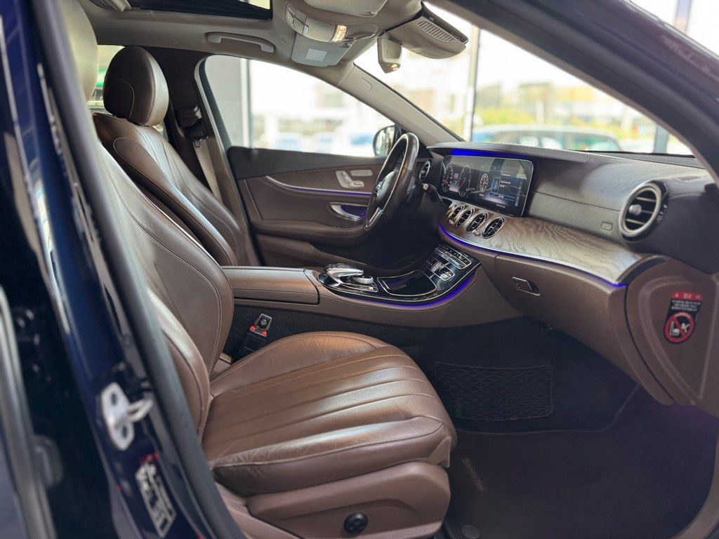 Mercedes E 220 d, 2.0 L, 2019 il, 100 000 km — Avtomobillər, Bakı (12)