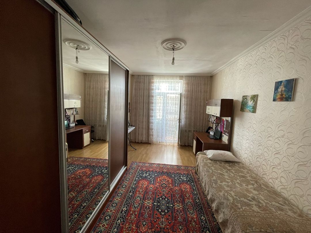 Satılır 3 otaqlı köhnə tikili 90 m² — Mənzil, Bakı
