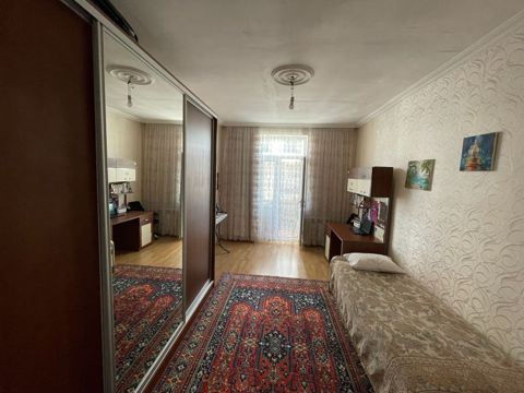 Satılır 3 otaqlı köhnə tikili 90 m² — Bakı