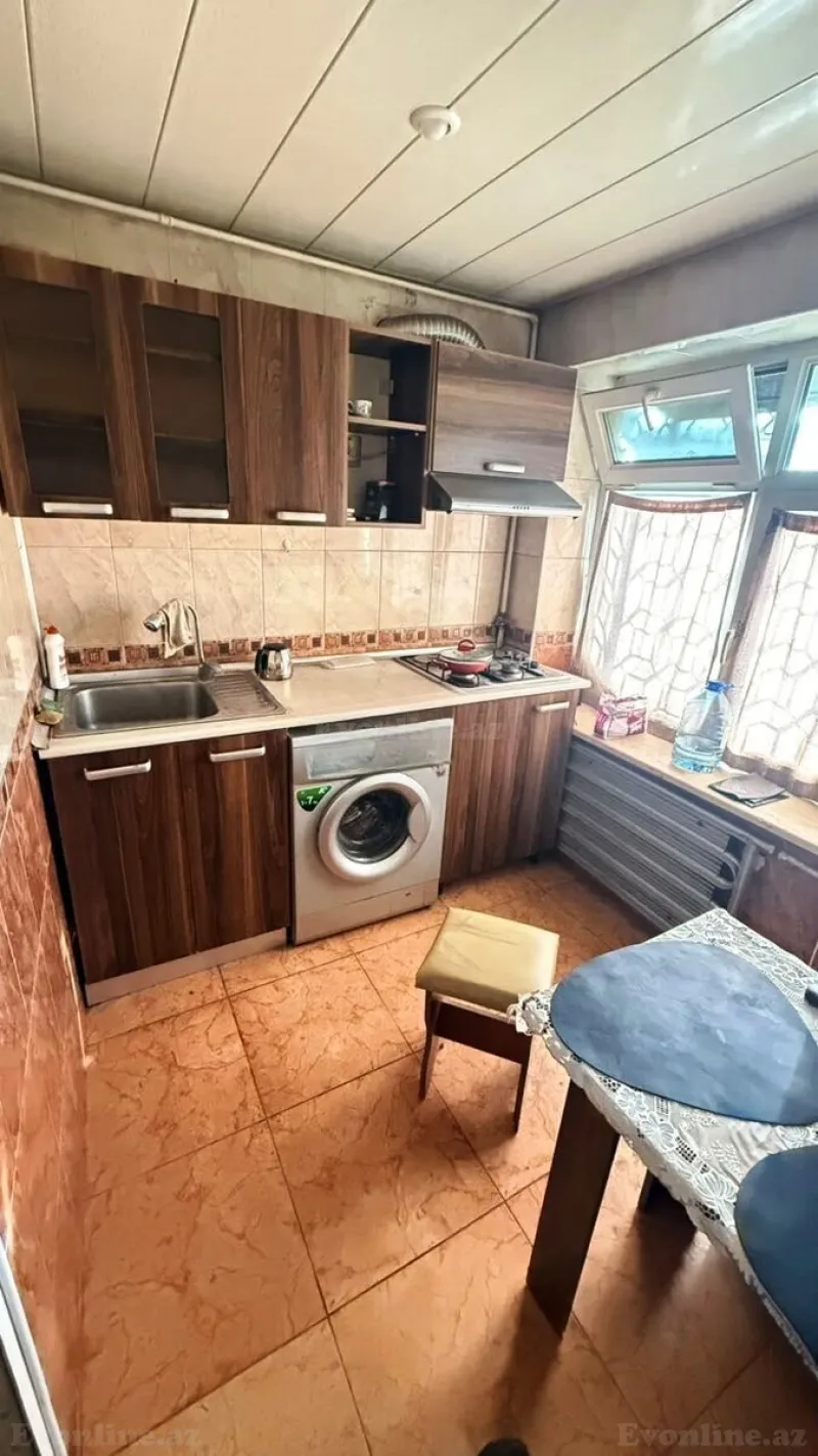 Kirayə verilir 1 otaqlı Mənzil Köhnə tikili 31 m² Bakı, Yasamal r., Nizami m — Mənzil, Bakı (7)