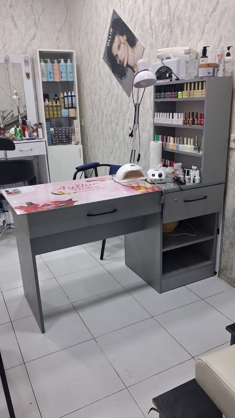 İşlənmiş, Makiyaj üçün masa, Güzgülü — Vasiteci Sekine Xanim — Salon mebelləri