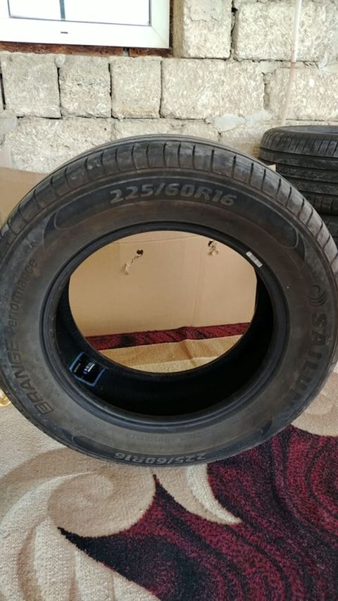 BYD quin Tekerler gorunduyu kimi tezeden secilmir isteyen olsa elaqe — Bakı