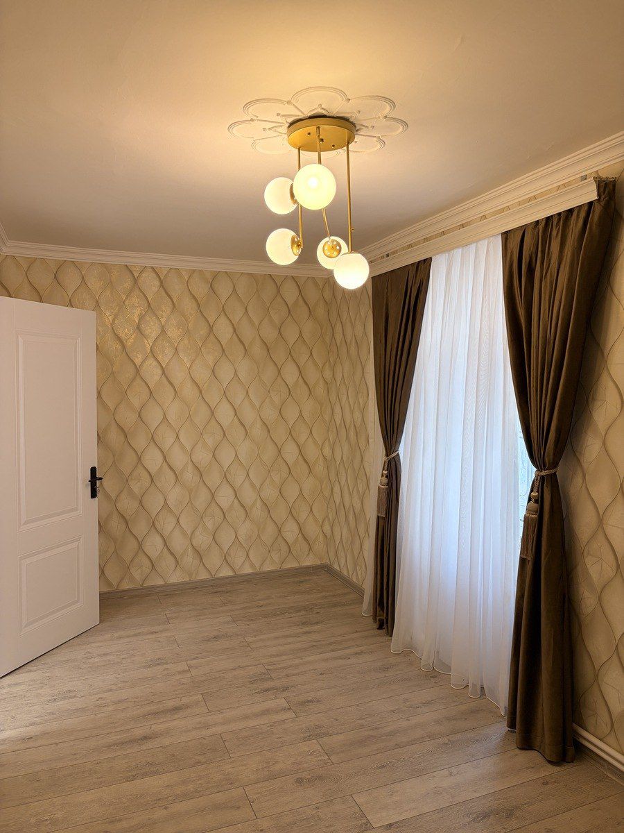 Satılır 2 otaqlı köhnə tikili 40 m² — Mənzil, Bakı (2)