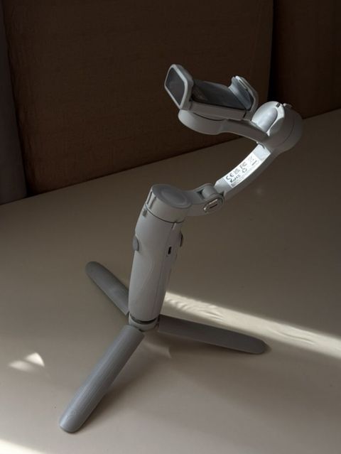 Smartfon stabilizatoru (gimbal) – qatlanan, üçayaqlı masaüstü/tripod — Bakı