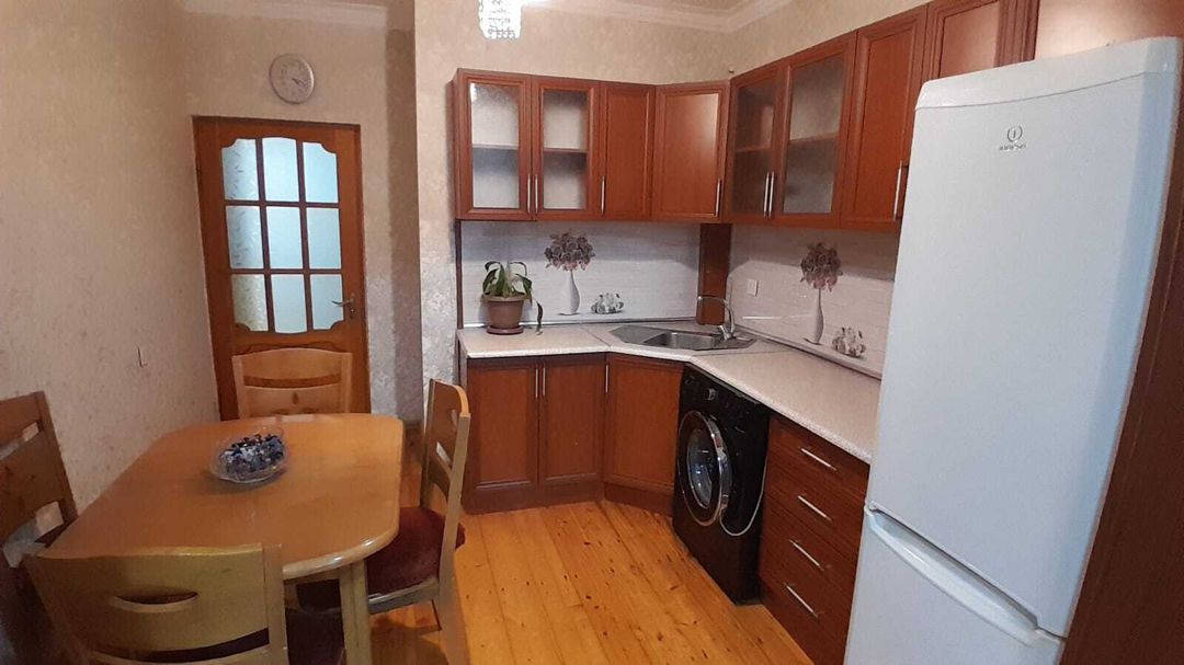 İcarəyə verilir 2 otaqlı köhnə tikili 60 m² — Mənzil, Bakı (5)