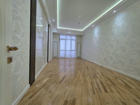 Satılır 3 otaqlı yeni tikili 120 m² — Bakı