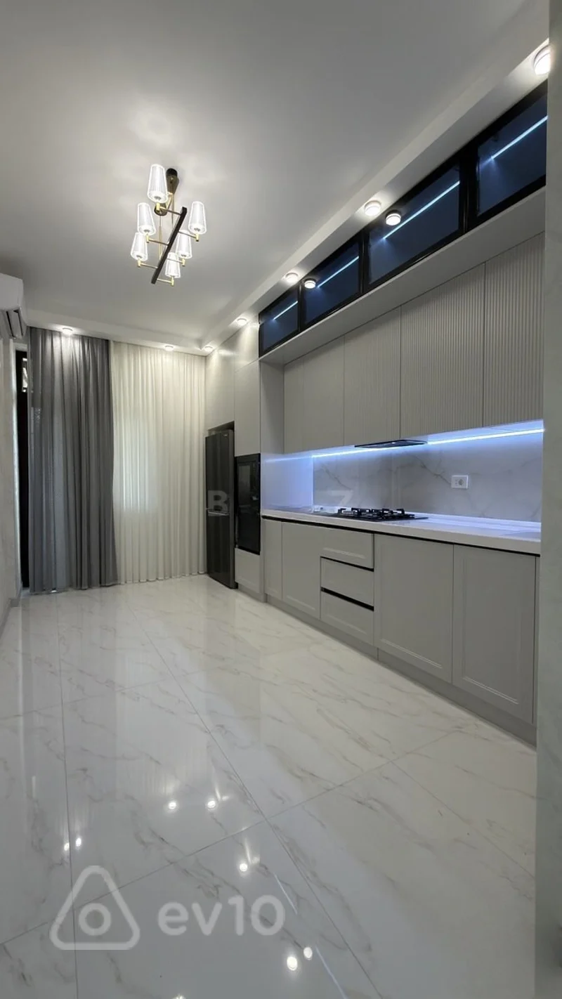 2 otaqlı mənzil, 110 m², Azadliq — Mənzil, Bakı (10)