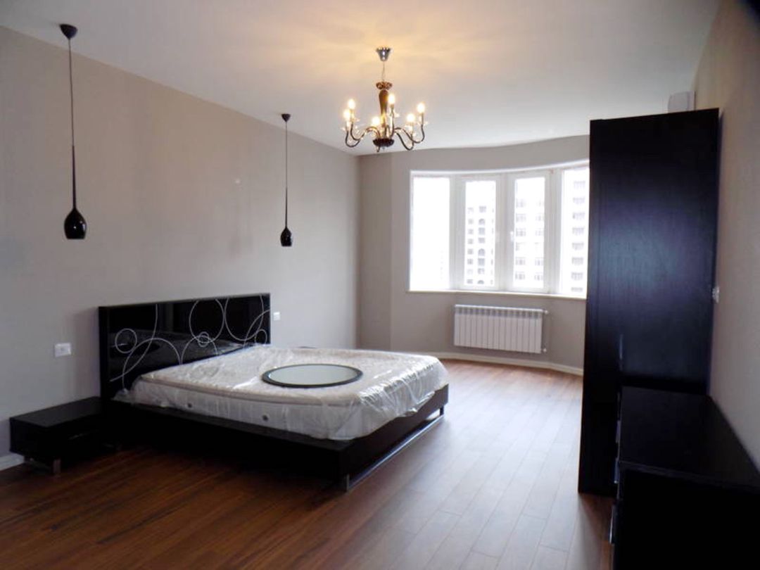 İcarəyə verilir 4 otaqlı yeni tikili 200 m² — Mənzil, Bakı (10)