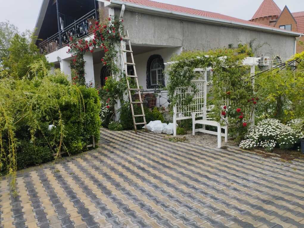 Satılır 5 otaqlı həyət evi/bağ evi 300 m² — Ev, villa, Bakı (2)