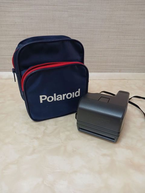 Poloroid — Bakı
