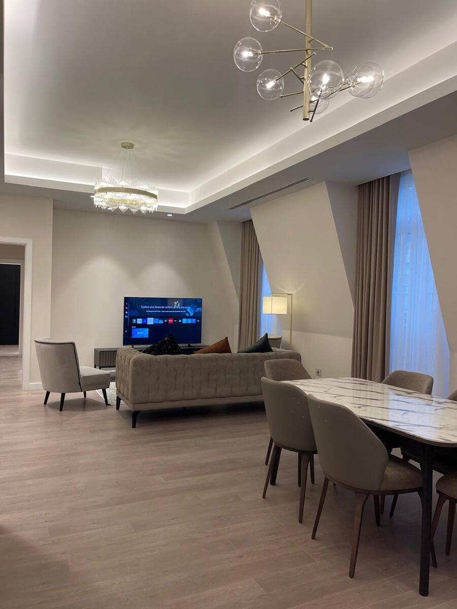 İcarəyə verilir 3 otaqlı yeni tikili 110 m² — Mənzil, Bakı (5)