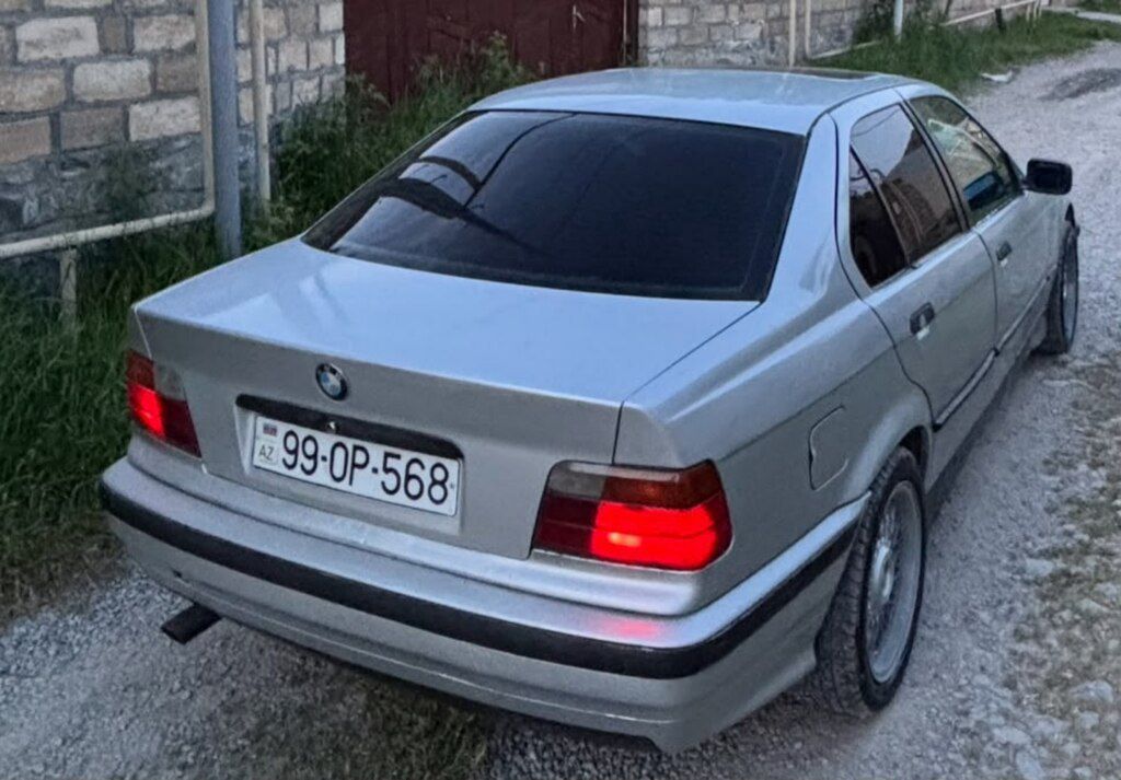 BMW 318, 1.8 L, 1992 il, 159 087 km 99-OP-568 — Avtomobillər, Şəki (4)