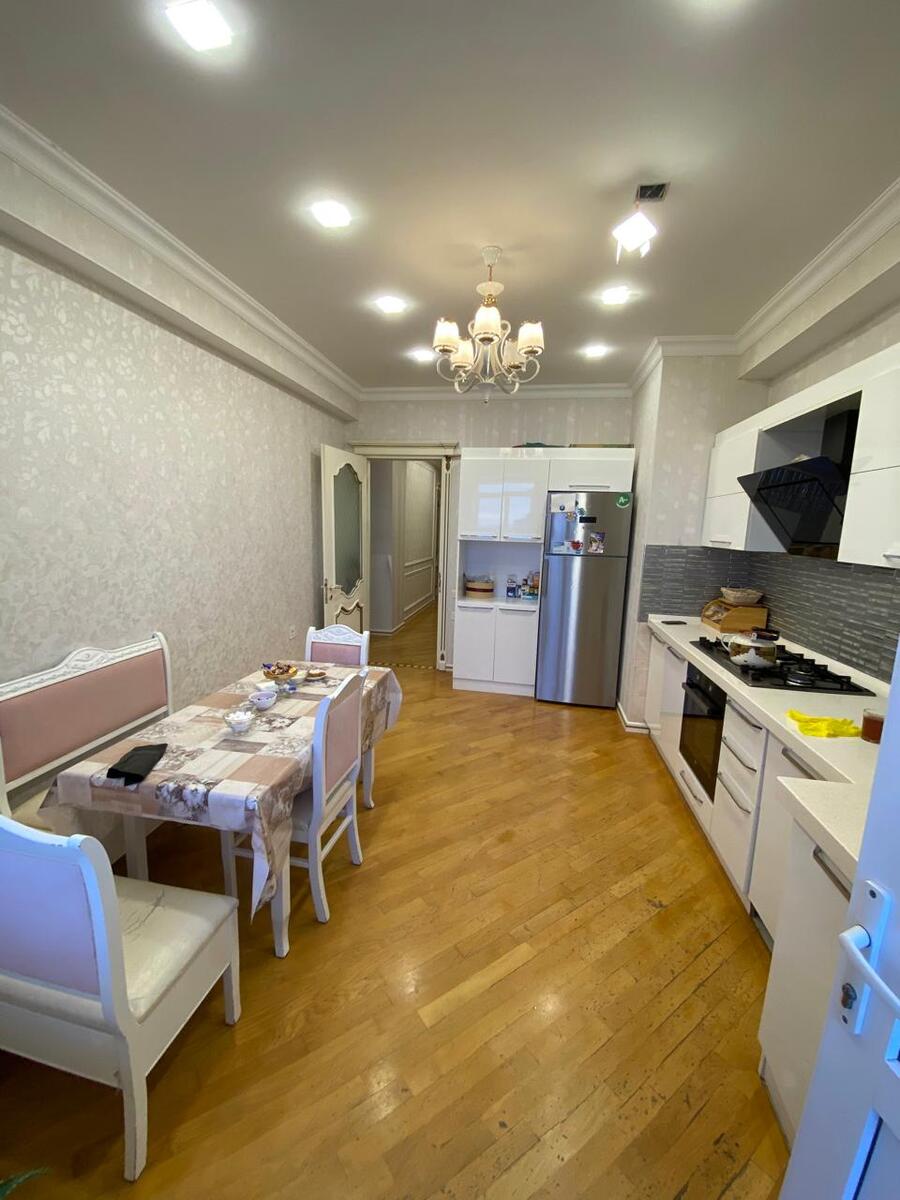 Satılır 3 otaqlı yeni tikili 150 m² — Mənzil, Bakı (2)