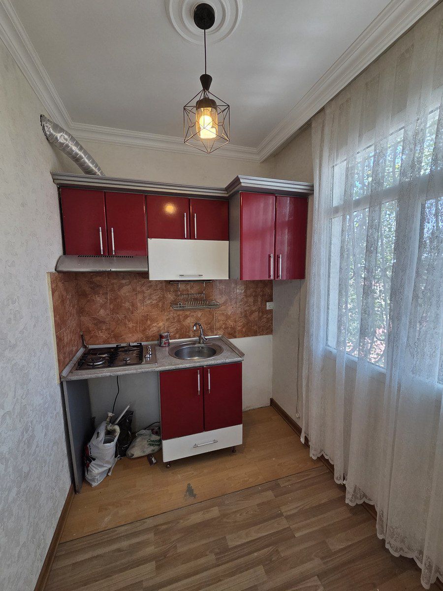 Satılır 2 otaqlı köhnə tikili 50 m² — Mənzil, Bakı (7)