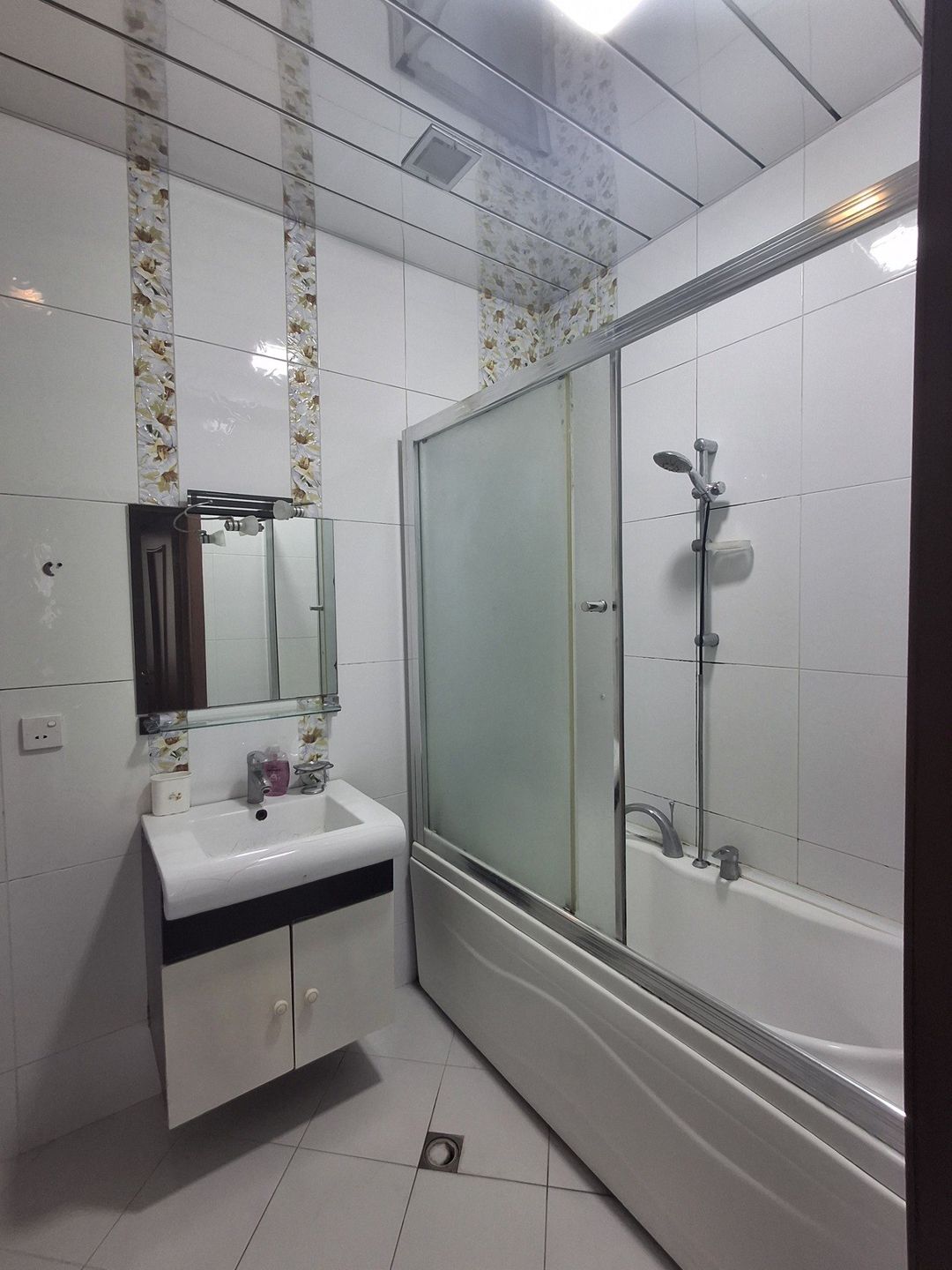 İcarəyə verilir 3 otaqlı yeni tikili 130 m² — Mənzil, Bakı (8)
