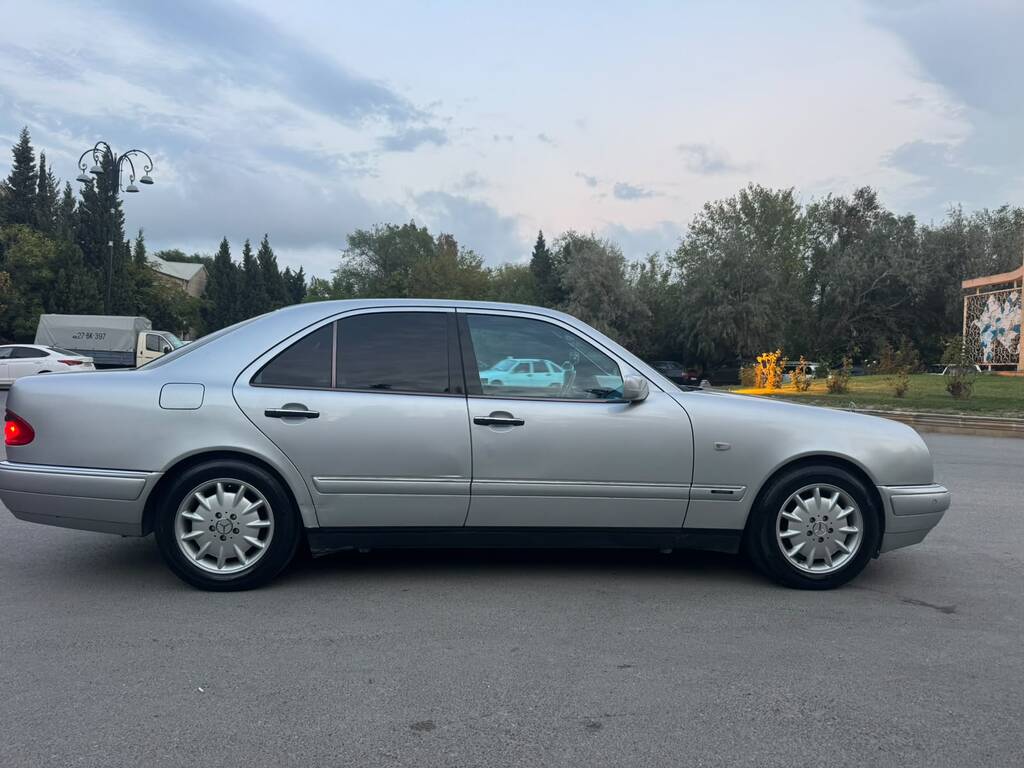 Mercedes E 230, 2.3 L, 1998 il, 143 925 km — Avtomobillər, Bakı (5)