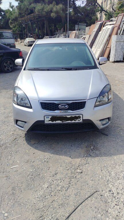 Kia Rio, 1.4 L, 2011 il, 273 000 km — Bakı