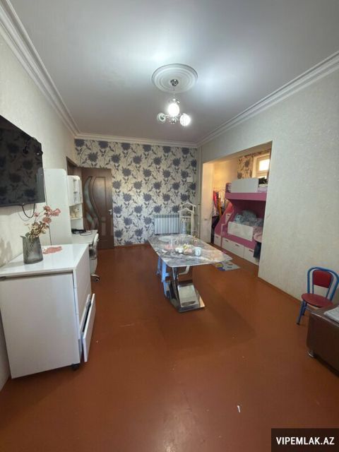 Binəqədi rayonunda 1 otaqlı Köhnə tikili Satılır, 45 m² — Bakı
