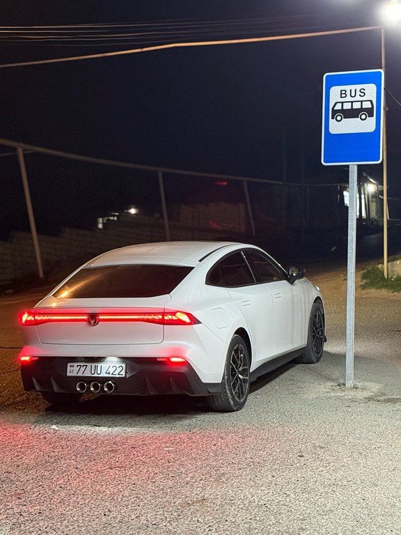 Changan Uni-V iDD, 1.5 L, 18.4 kWh, 2024 il, 17 500 km 77-UU-422 — Avtomobillər, Bakı (5)