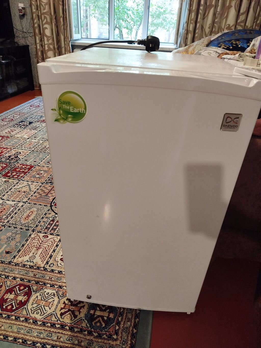 Daewoo DG mini soyuducu - Kompakt ölçülü, bir qapılı model - Üst — Soyuducular, Digah