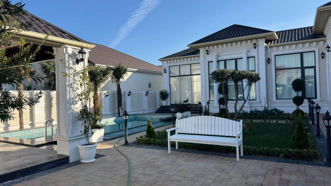 Satılır 5 otaqlı həyət evi/bağ evi 220 m² — Ev, villa, Bakı (2)