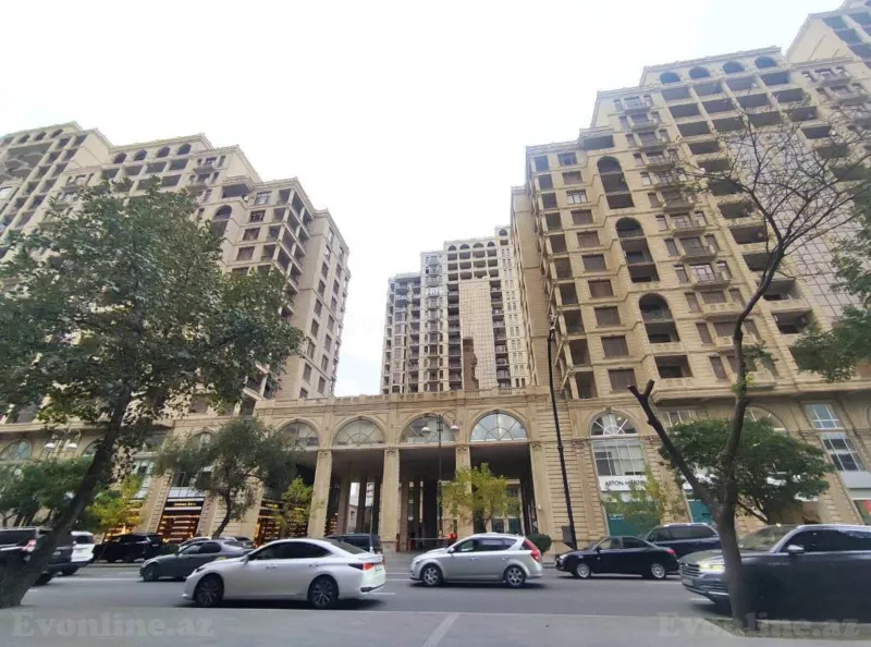 Satılır 4 otaqlı Mənzil Yeni tikili 216 m² Bakı, Nəsimi r., 28 May m — Bakı