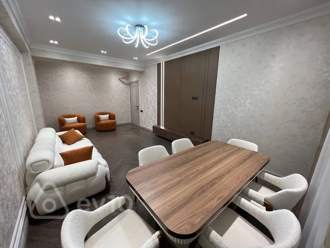 3 otaqlı mənzil, 141 m², Feyzulla Qasimov kucesi — Mənzil, Bakı