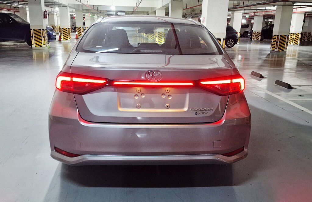Toyota Corolla, 1.8 L, 0.85 kWh, 2026 il, yeni — Avtomobillər, Bakı (6)