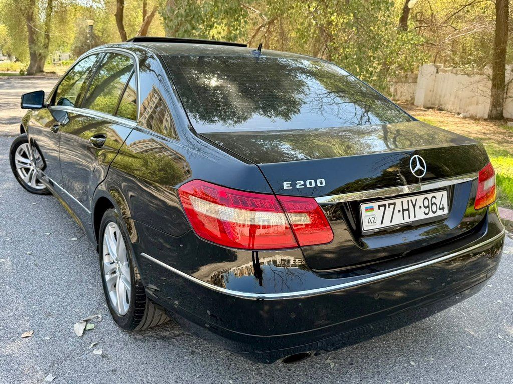 Mercedes E 200, 1.8 L, 2010 il, 230 000 km 77-HY-964 — Avtomobillər, Bakı (6)