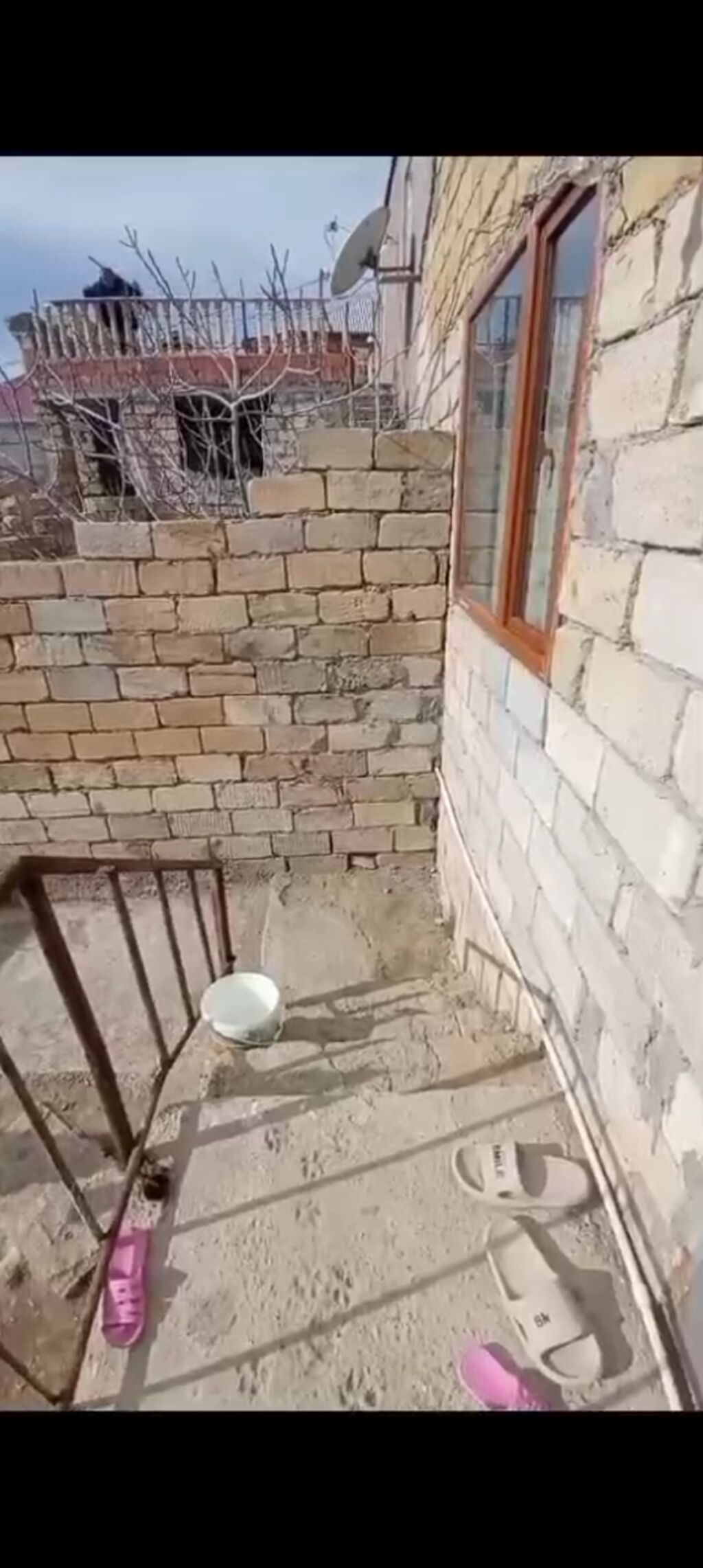 3 otaqlı fərdi yaşayış evi — geniş və işıqlı - Zal: böyük pəncərəli — Ev, villa, Güzdək (7)