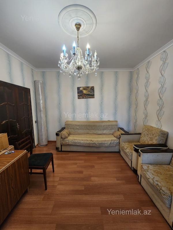 Satılır 2 otaqlı Bina evi menzil (Köhnə tikili), 60 m², 6-cı mikrorayon — Mənzil, Sumqayıt (3)