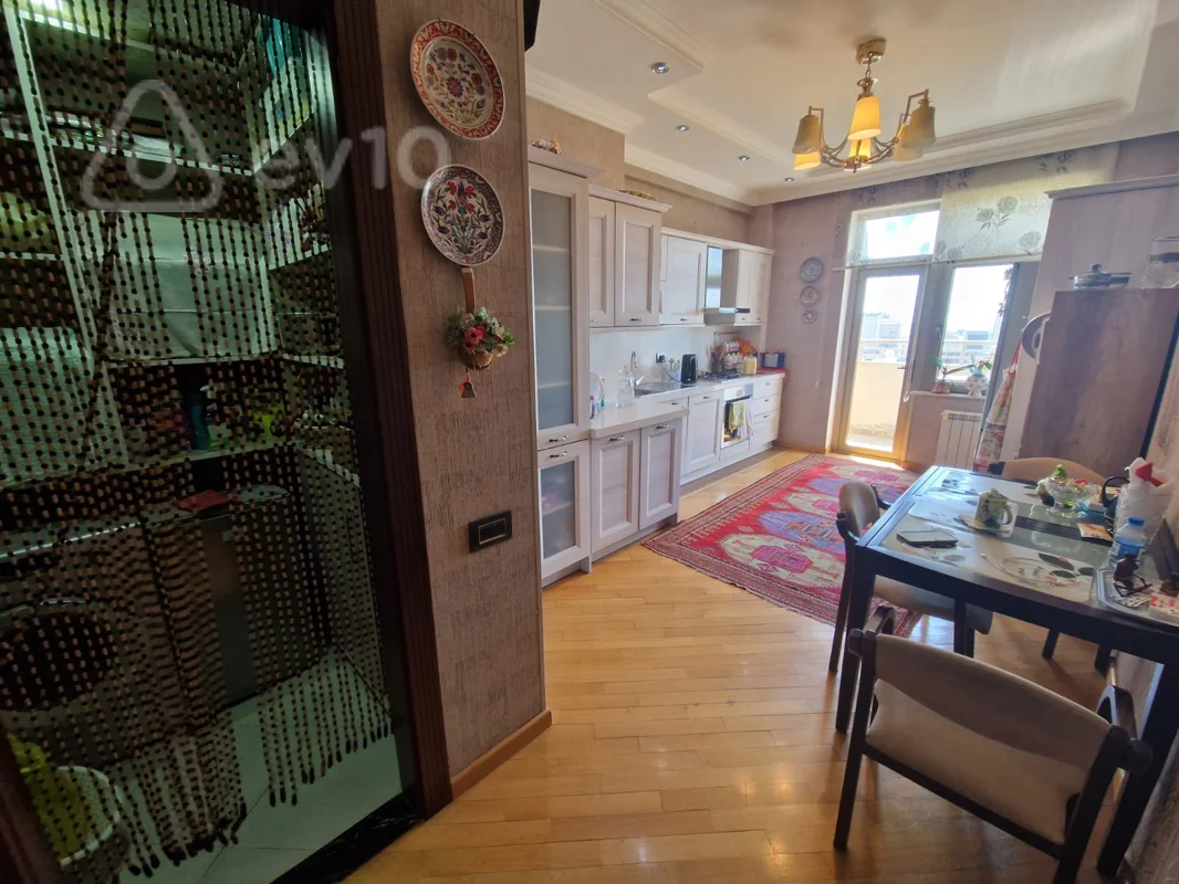 4 otaqlı mənzil, 160 m², Heydər Əliyev Mərkəzinin yaxınlığı — Mənzil, Bakı (8)