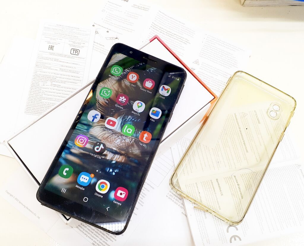 Samsung Galaxy A01 Core, 16 GB, rəng - Bej, Zəmanət, Düyməli, Sensor — Samsung, Gəncə