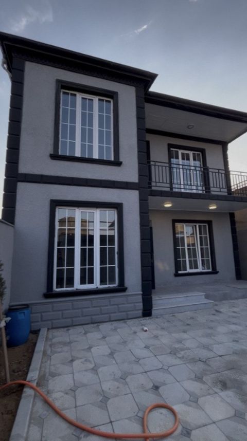 Satılır 4 otaqlı həyət evi/bağ evi 160 m² — Bakı