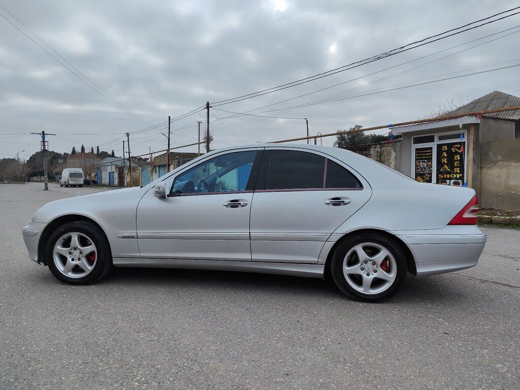 Mercedes C 240, 2.6 L, 2001 il, 410 128 km 77-NC-948 — Avtomobillər, Bakı (5)