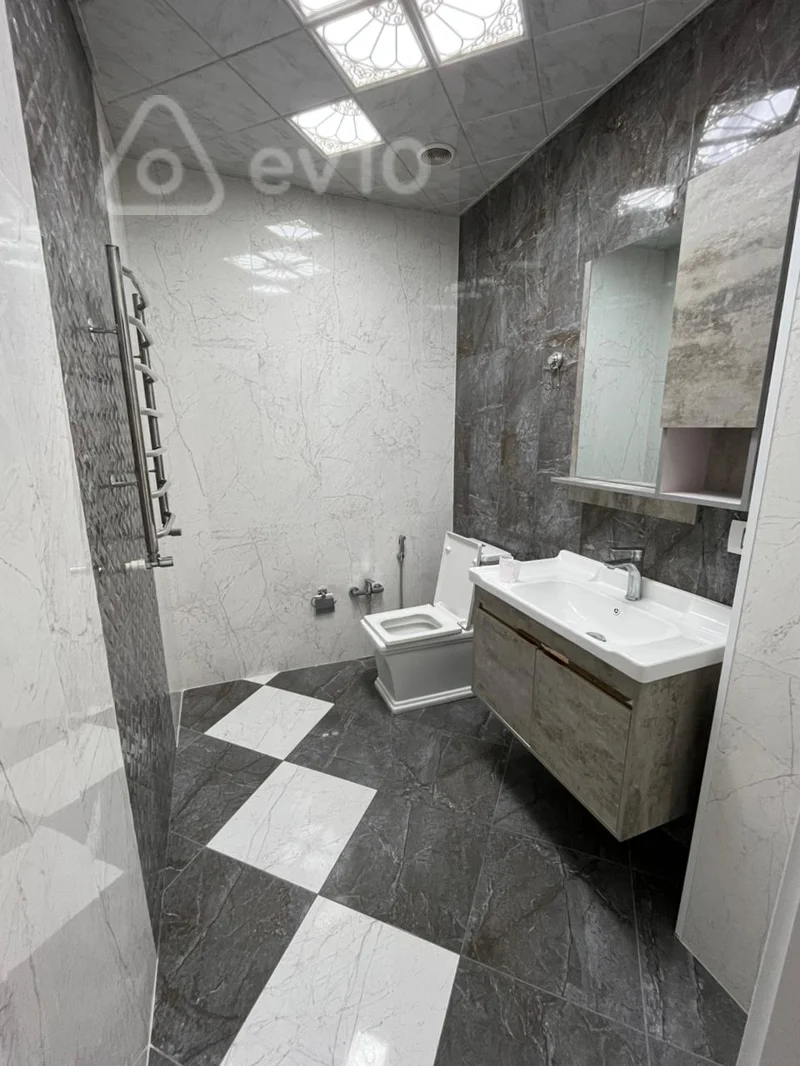 3 otaqlı mənzil, 140 m², Ceyhun Səlimov küçəsi — kirayə — Mənzil, Bakı (8)