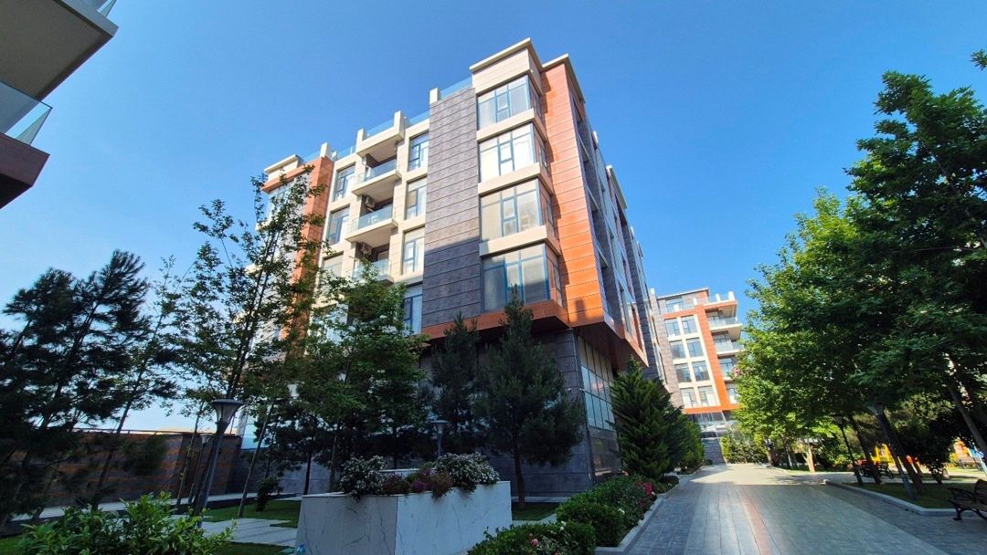 Satılır 4 otaqlı yeni tikili 224 m² — Mənzil, Bakı (2)