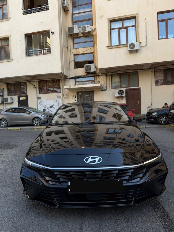 Hyundai Elantra, 1.5 L, 2025 il, 28 000 km 77-GF-730 — Avtomobillər, Bakı