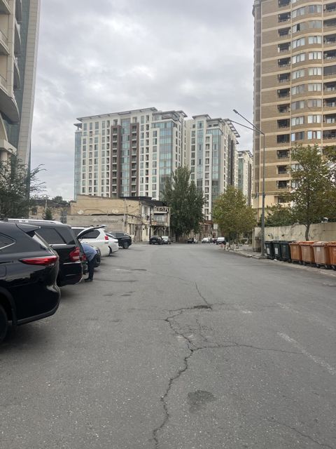 Satılır 2 otaqlı yeni tikili 105 m² — Bakı
