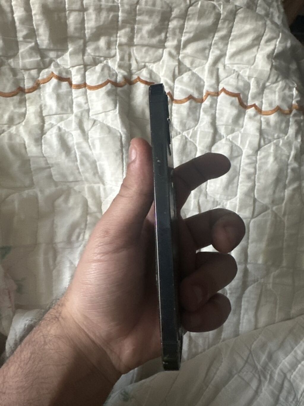 Mavi, Qırıq — Apple iPhone, Pirəkəşkül (2)