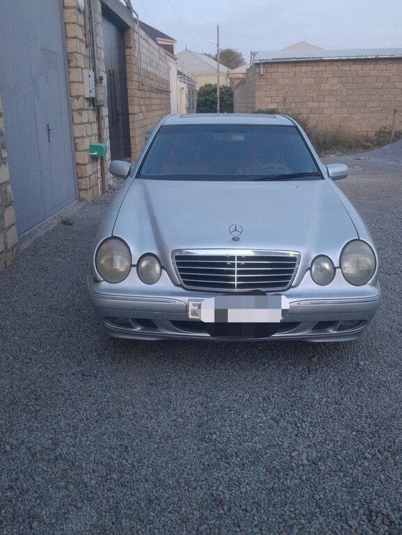 Mercedes E 240, 2.4 L, 2000 il, 250 000 km — Avtomobillər, Gəncə
