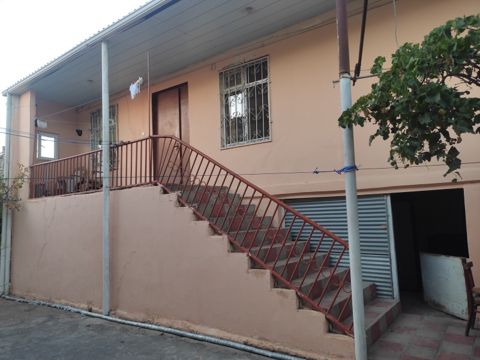 Satılır 5 otaqlı həyət evi/bağ evi 207 m² — Bakı