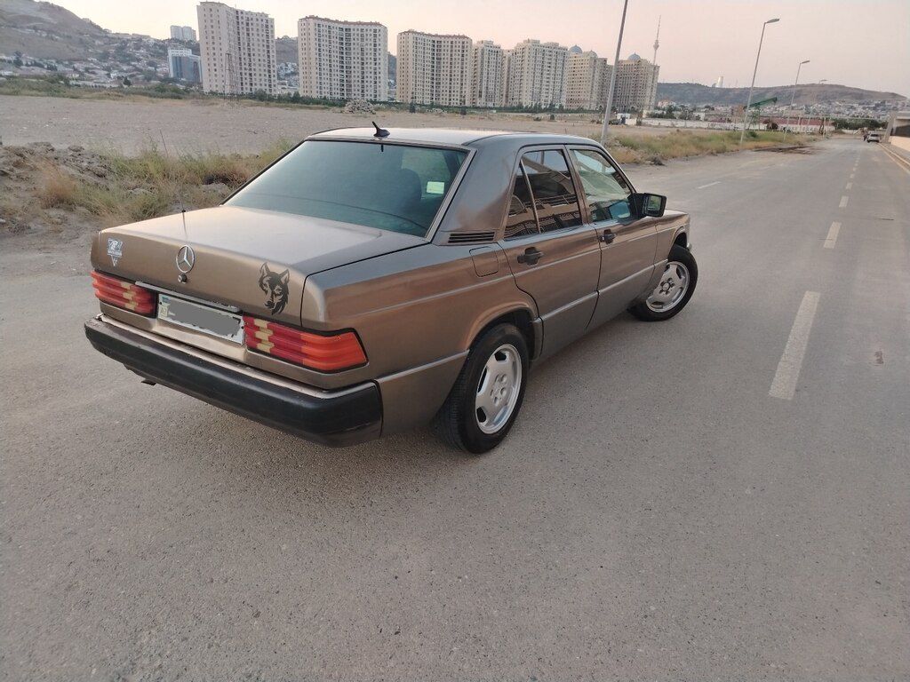Mercedes 190, 2.0 L, 1990 il, 322 000 km — Avtomobillər, Bakı (5)
