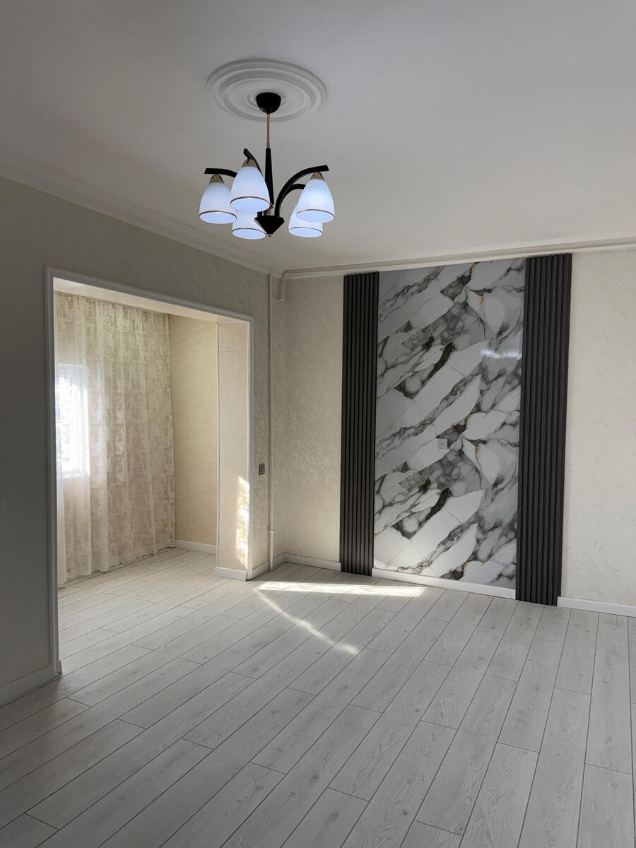 Satılır 2 otaqlı köhnə tikili 60 m² — Mənzil, Bakı